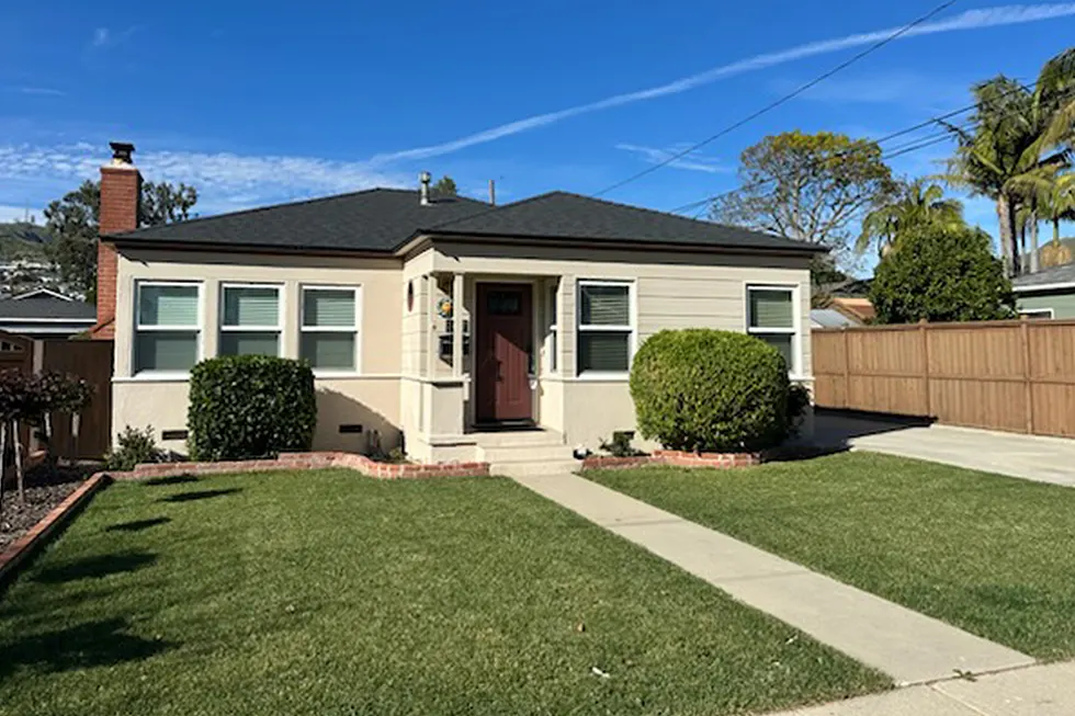 Freshly painted single-story home exterior in Midtown Ventura California with new trim and landscaped front yard